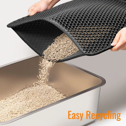 Foldable cat litter mat allowing trapped litter to be poured back